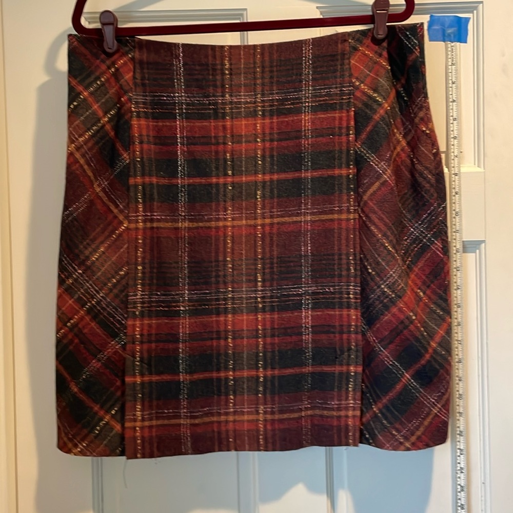 UEC skirt